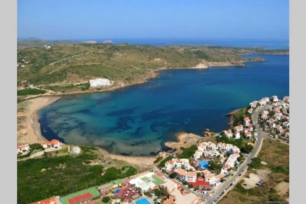 דירות פורנלס Miravent Terraza Y Jardin Frente Al Mar Menorca 0*,  ספרד